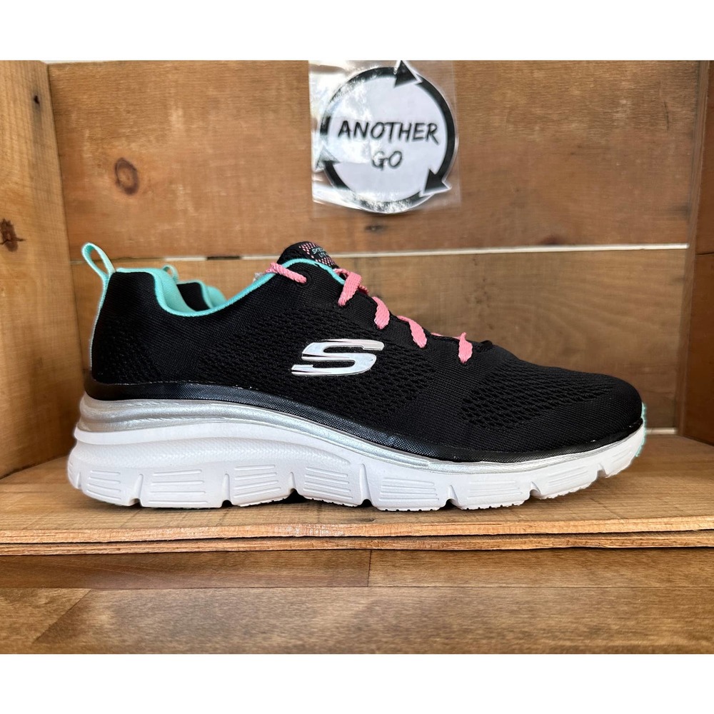 Women’s Skechers Lite-Weight Athletic Running Sneakers Shoes Size 9.5 Black